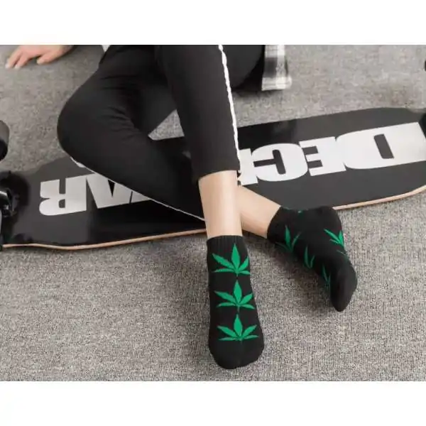 Chaussettes noires avec...