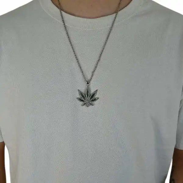Collier Pendentif Feuille...