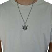 Collier Pendentif Feuille de Cannabis Argent